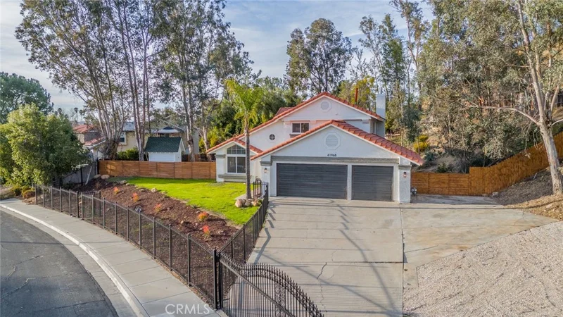 41968 Lomas Street, Hemet, CA 92544