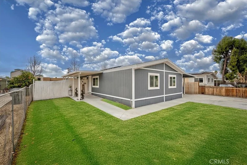 3020 Santo Tomas Avenue, Perris, CA 92571