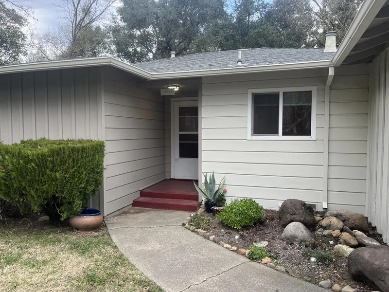 13370 Arnold Drive