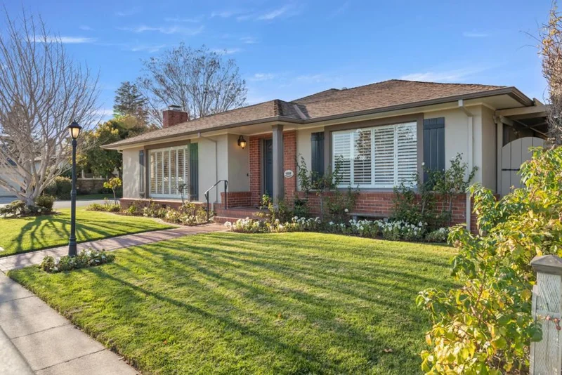 100 Mission Drive, San Mateo, CA 94402