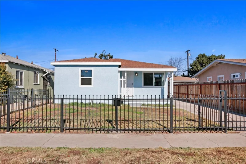 1229 E 75th Street, Los Angeles, CA 90001