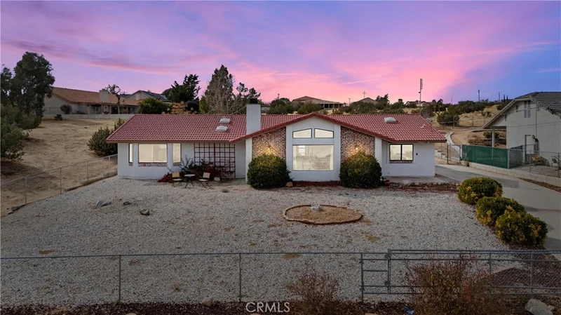 7902 Gaylop Avenue, Hesperia, CA 92345