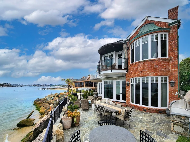 2719 Shell Street, Corona Del Mar, CA 92625