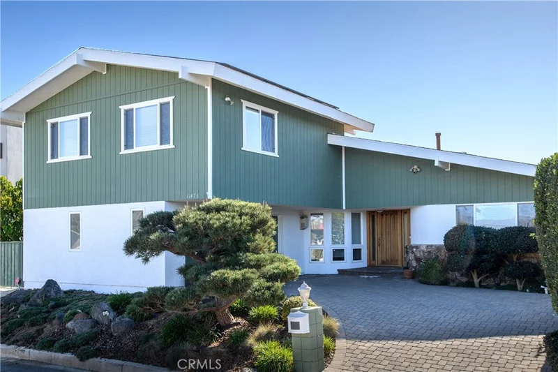 11476 Dona Evita Drive, Studio City, CA 91604