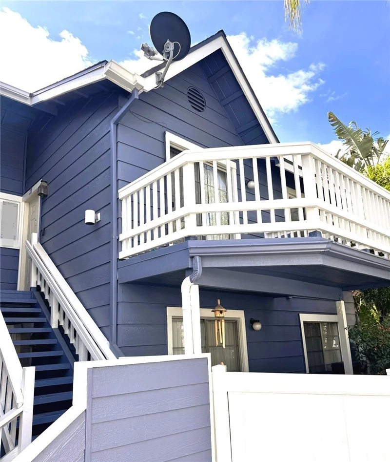 8463 De Soto Avenue 22, Canoga Park, CA 91304