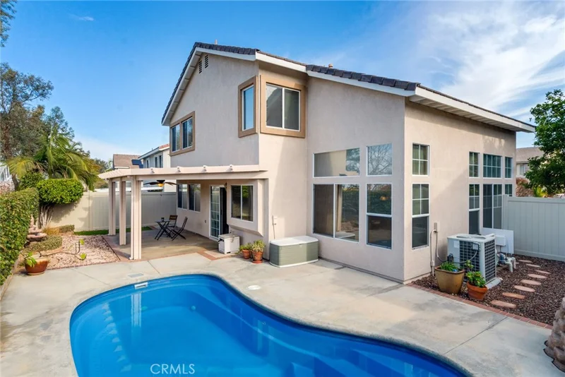 793 Atlantic Drive, Corona, CA 92882