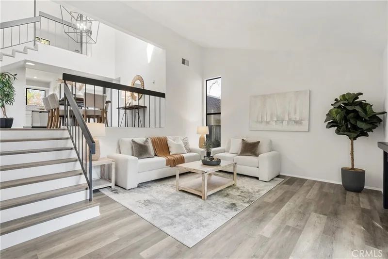 6225 Shoup Avenue 93, Woodland Hills, CA 91367