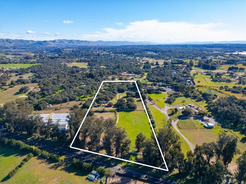 425 W El Campo Road, Arroyo Grande, CA 93420