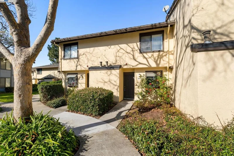 6252 Joaquin Murieta Ave C, Newark, CA 94560