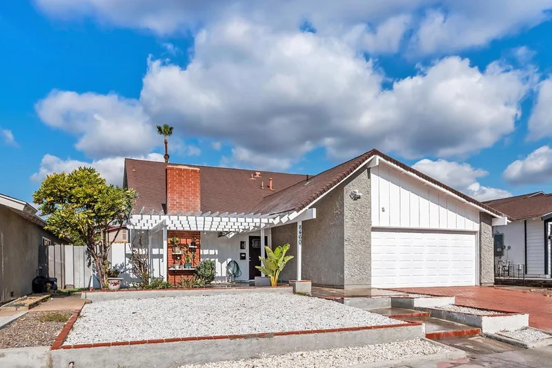 8460 Borealis Road, San Diego, CA 92126