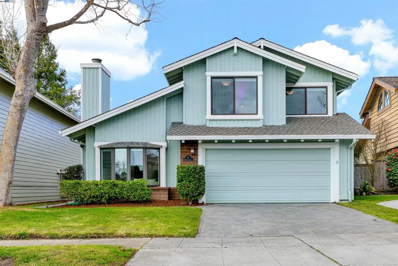 9 Steuben Bay, Alameda, CA 94502