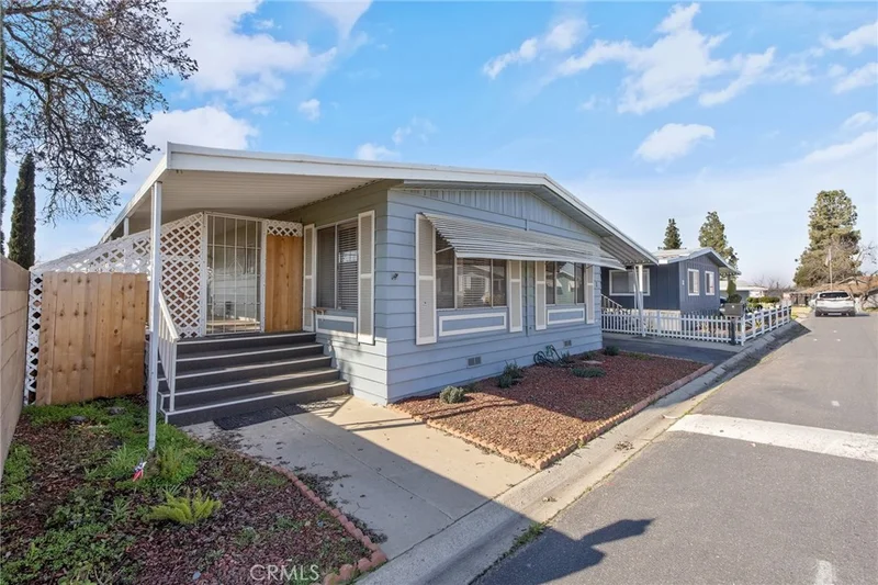860 E Grangeville Boulevard 1, Hanford, CA 93230