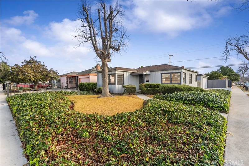 1145 S Rosewood Avenue, Santa Ana, CA 92707