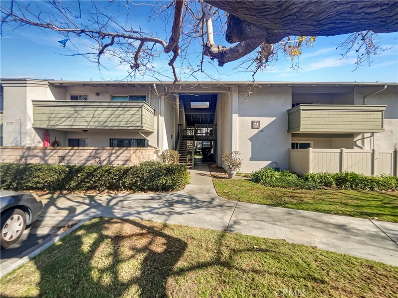 8566 Van Ness Court 24F, Huntington Beach, CA 92646