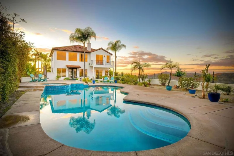 11637 Cypress Canyon Rd., San Diego, CA 92131