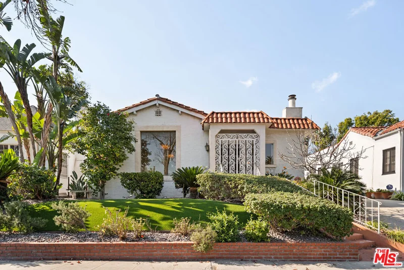 115 N Almont Drive, West Hollywood, CA 90048