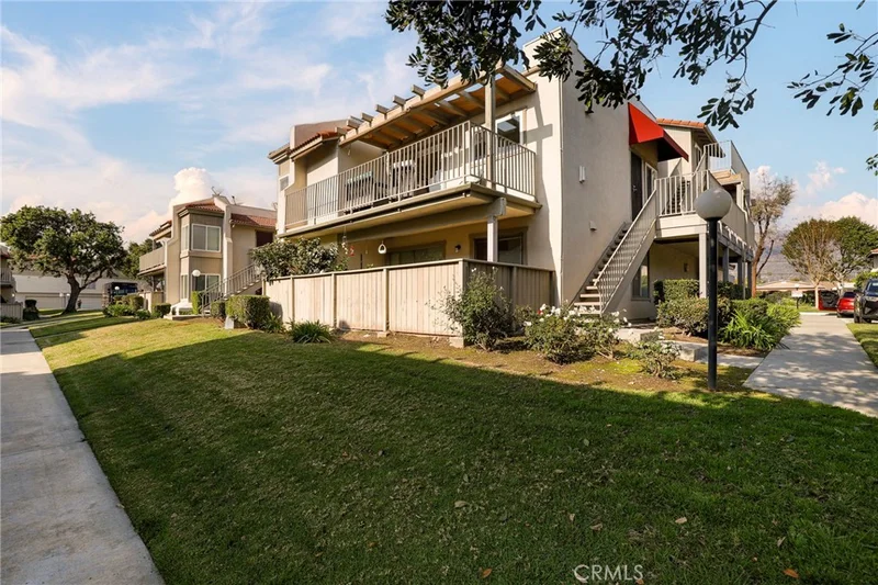 870 Cinnamon Lane 60, Duarte, CA 91010