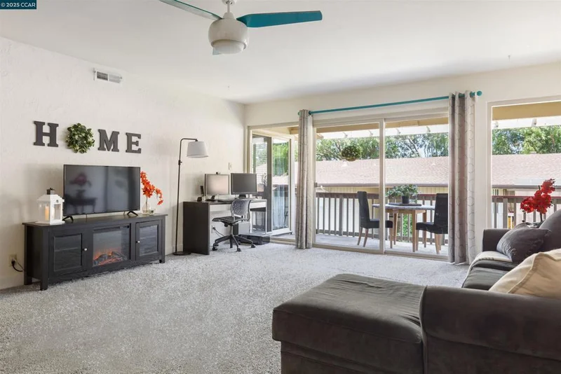 2940 Estates Ave 6, Pinole, CA 94564