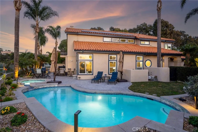 3 Park Paseo, Laguna Niguel, CA 92677