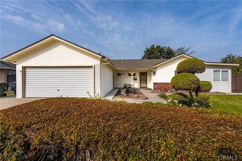 617 S Birchleaf Drive, Anaheim, CA 92804