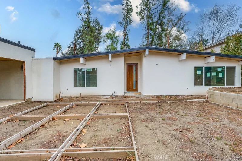 4252 Tosca Road, Woodland Hills, CA 91364