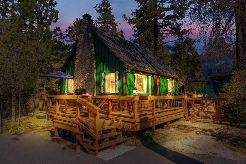 54360 Pine Crest Avenue, Idyllwild, CA 92549