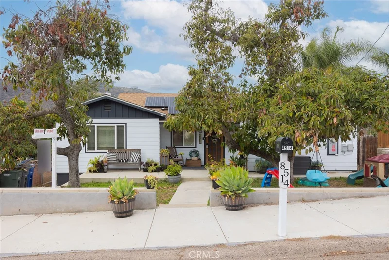 8514 Pueblo Road, Lakeside, CA 92040