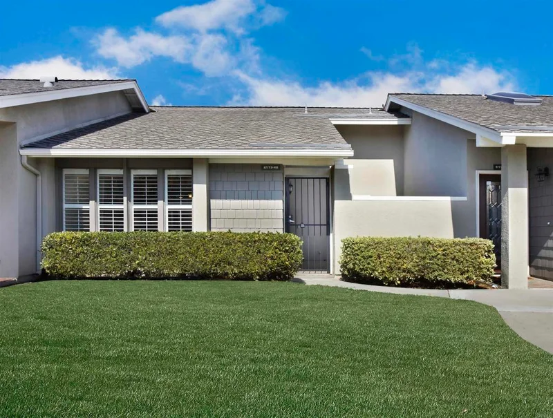 8777 Tulare Drive 412D, Huntington Beach, CA 92646