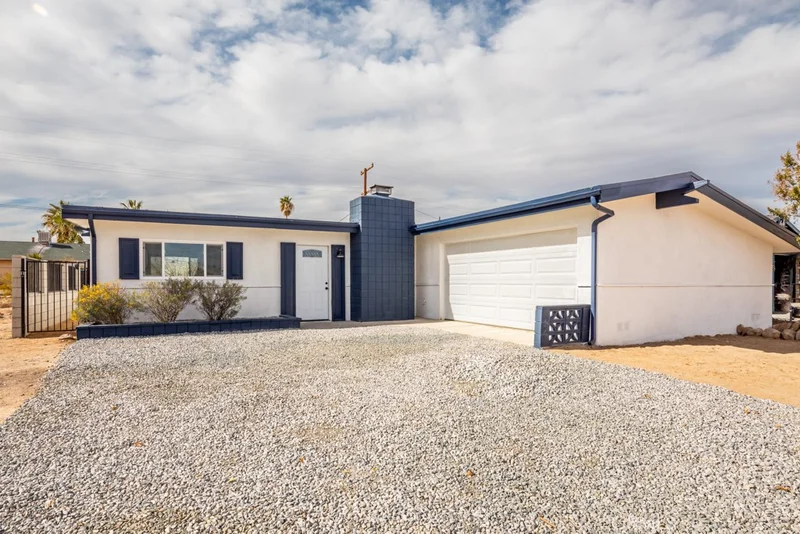 6232 Lupine Avenue, 29 Palms, CA 92277