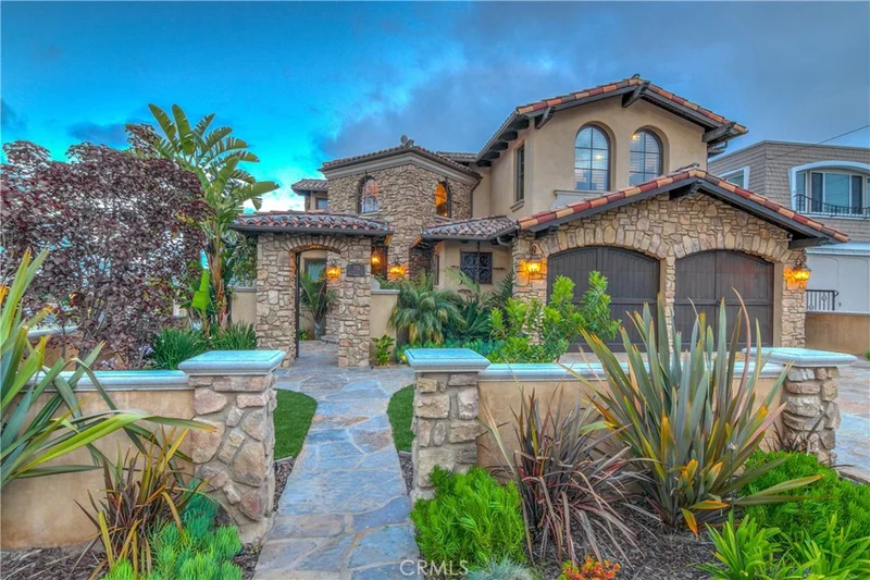 508 Larsson Street, Manhattan Beach, CA 90266