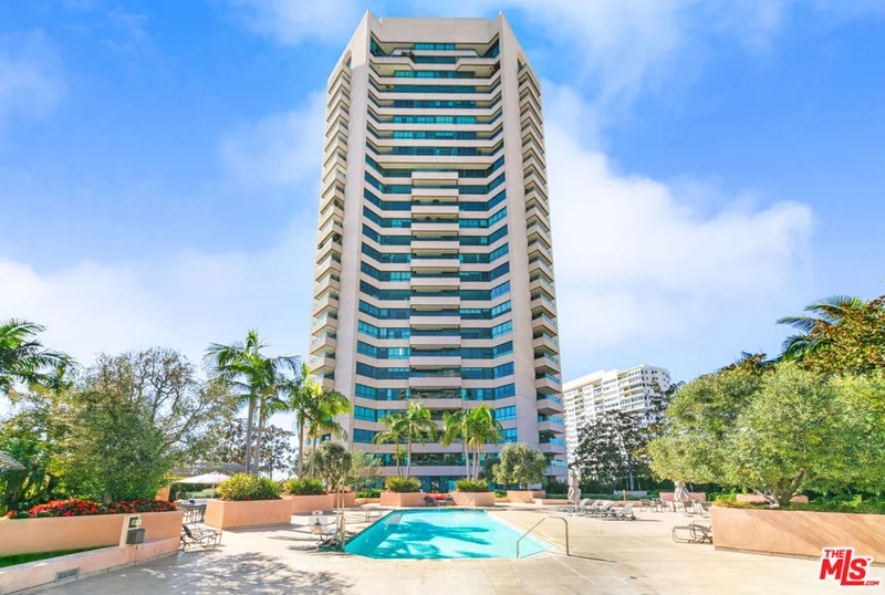 10490 Wilshire Boulevard 2202, Los Angeles, CA 90024