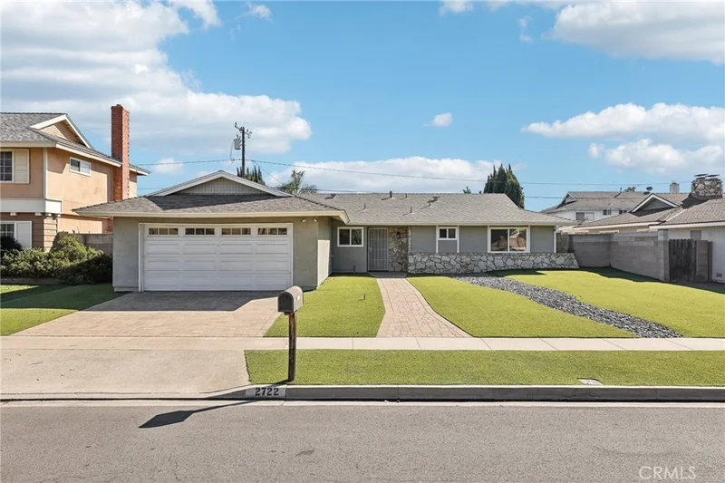 2722 E Paladin Avenue, Anaheim, CA 92806