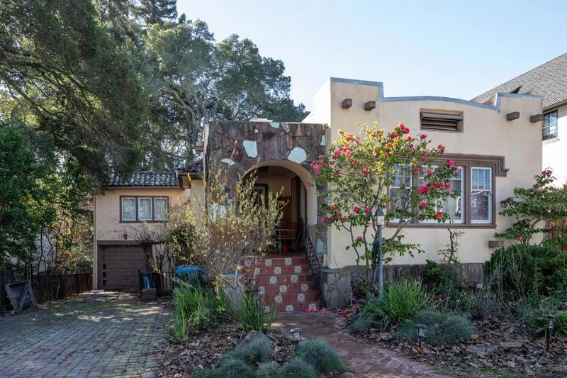 1033 Cortez Avenue, Burlingame, CA 94010