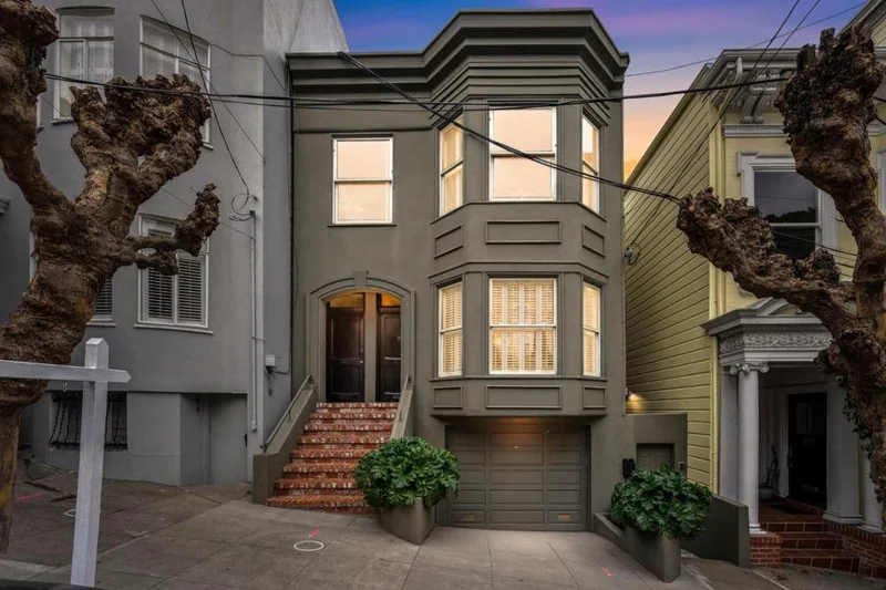 878 Chestnut Street, San Francisco, CA 94133