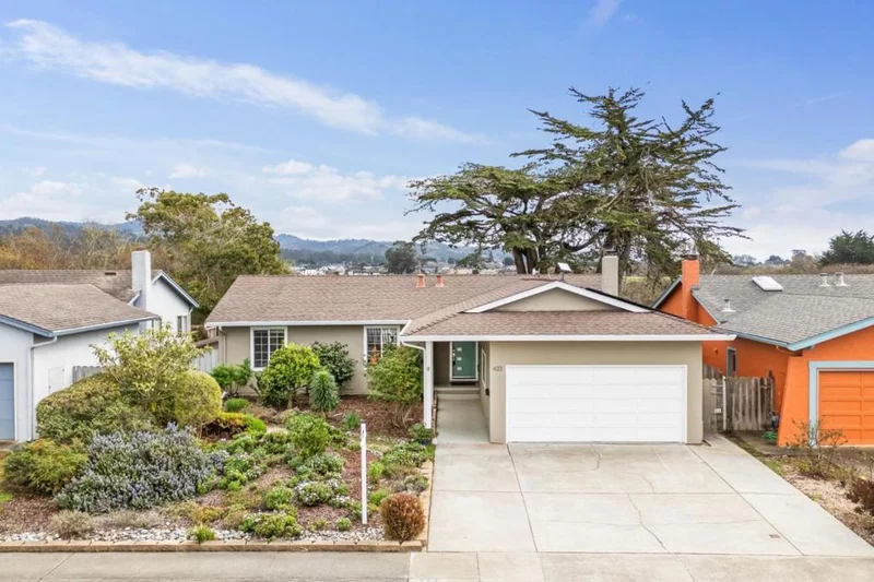 423 Kehoe Avenue, Half Moon Bay, CA 94019