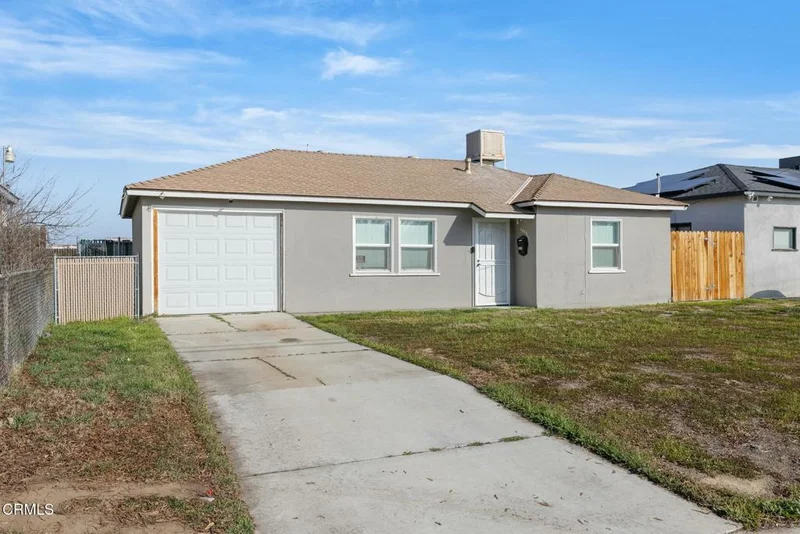 1010 Castaic Avenue, Bakersfield, CA 93308