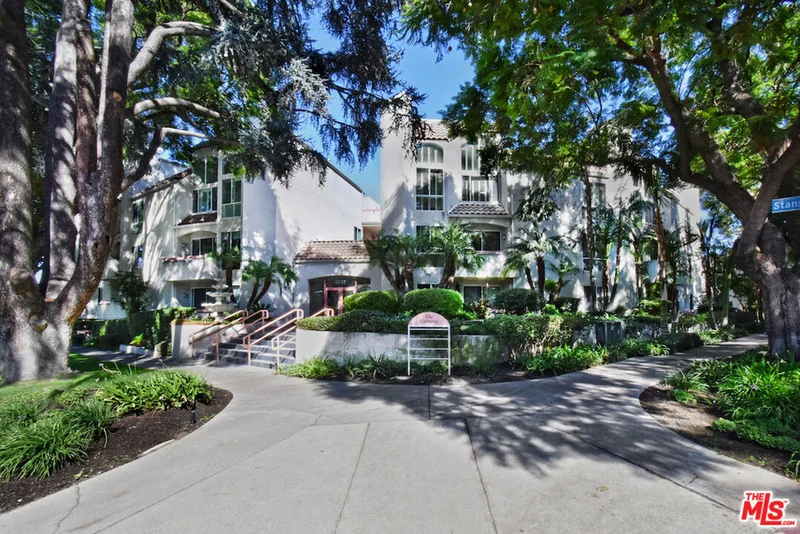 4242 Stansbury Avenue Ph 303, Sherman Oaks, CA 91423