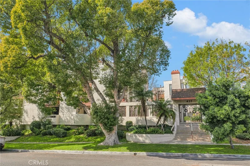 427 E Orange Grove Avenue 104, Burbank, CA 91501