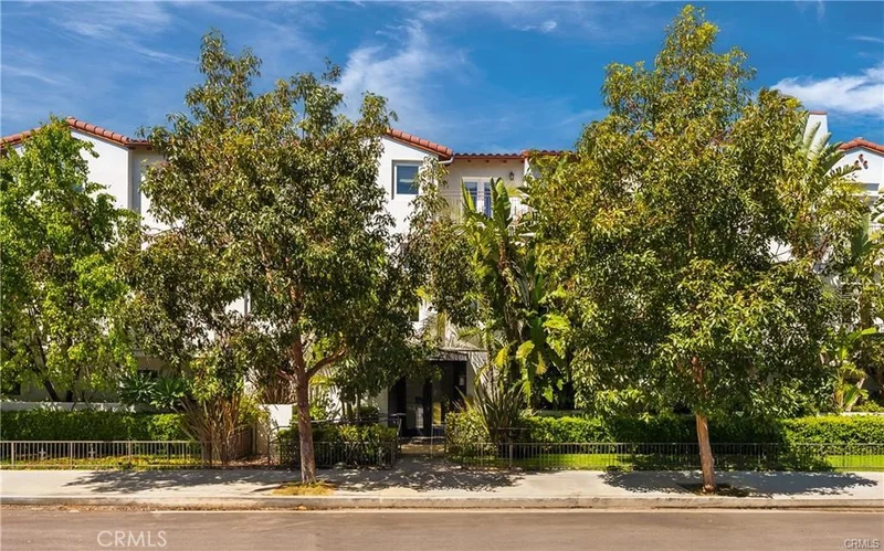 4541 Colfax Avenue 112, Studio City, CA 91602