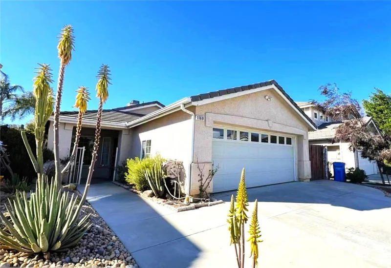 1169 Knottingham Street, Simi Valley, CA 93065