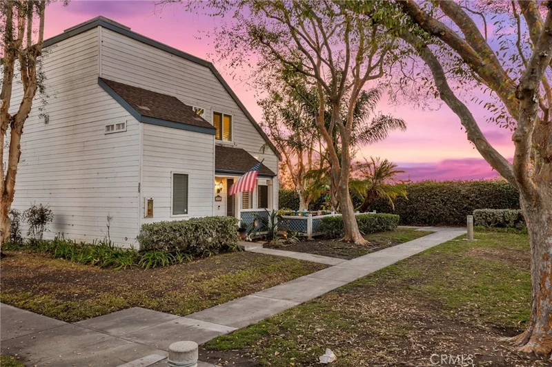 125 Greenmoor 54, Irvine, CA 92614