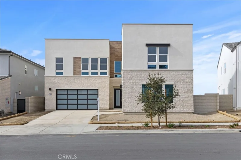 27561 Elderberry Drive, Valencia, CA 91381