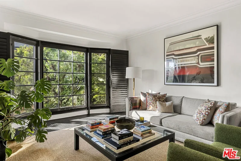8724 Shoreham Drive C, West Hollywood, CA 90069