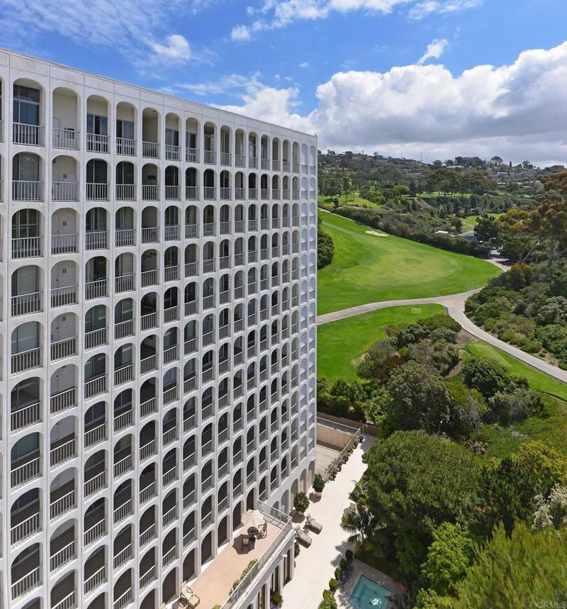 1001 Genter St Genter St 6C, La Jolla, CA 92037
