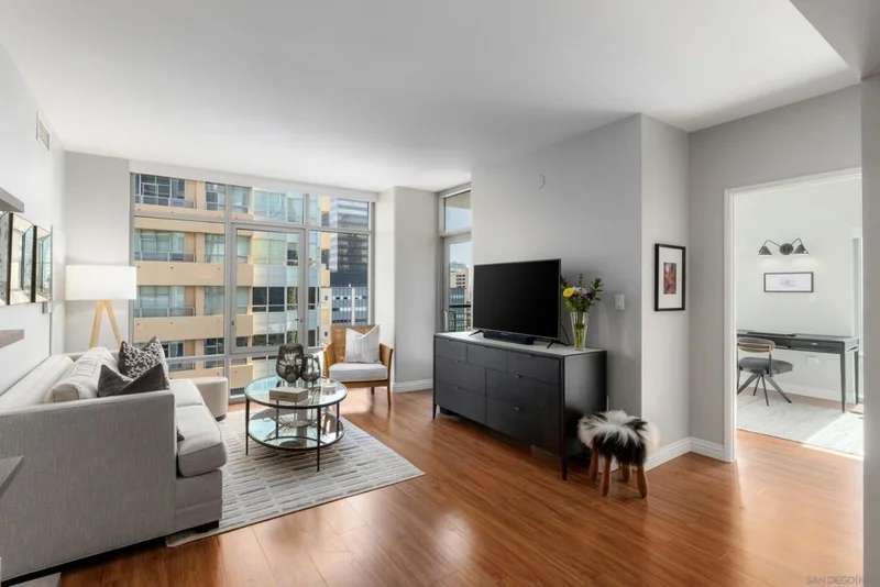 425 W Beech St 1101, San Diego, CA 92101