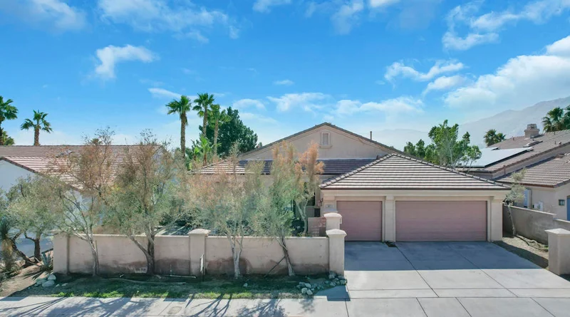 1041 E Via San Dimas Road, Palm Springs, CA 92262