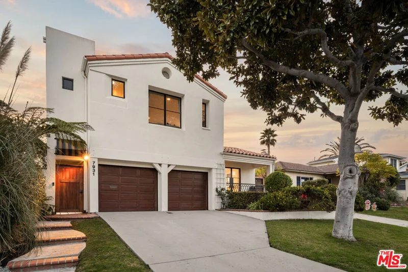 7931 Agnew Avenue, Los Angeles, CA 90045