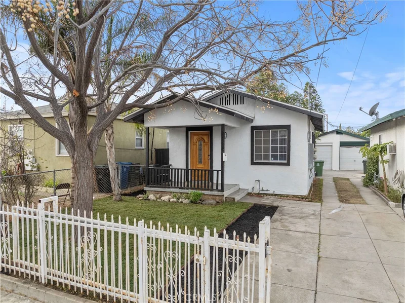 1124 Hollister Street, San Fernando, CA 91340
