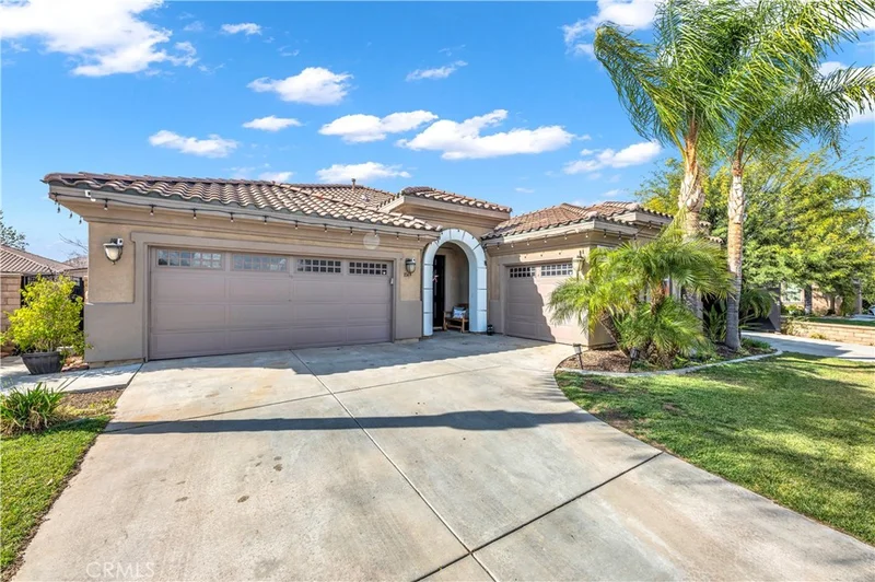 1043 Indiangrass Drive, Hemet, CA 92545