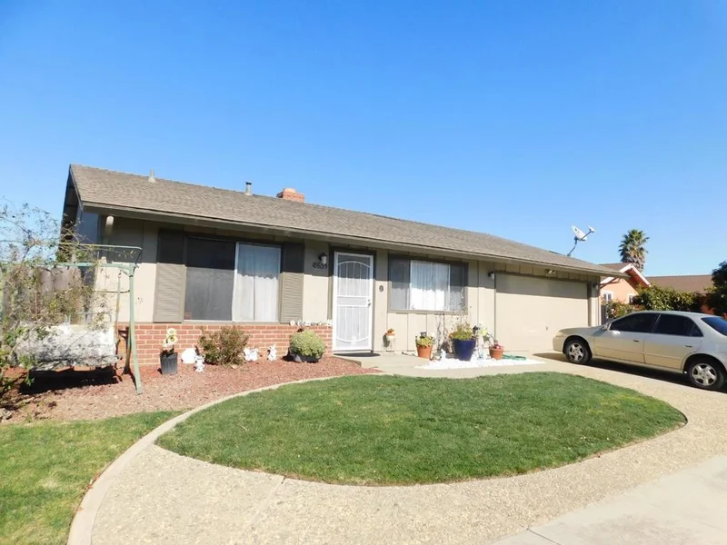 18635 Swaner Avenue, Salinas, CA 93906